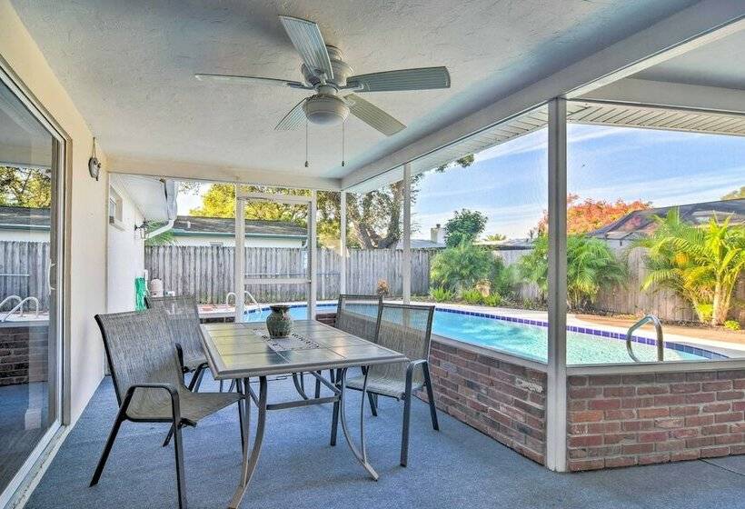 Contemporary Clearwater Home With Private Pool!