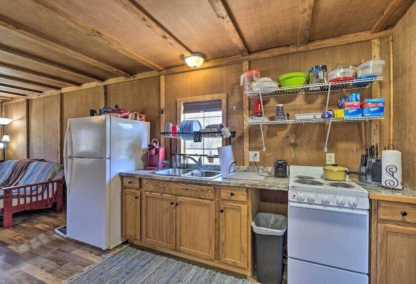 Cozy Cookson Cabin W/ Fire Pit: 1 Mi To Lake!