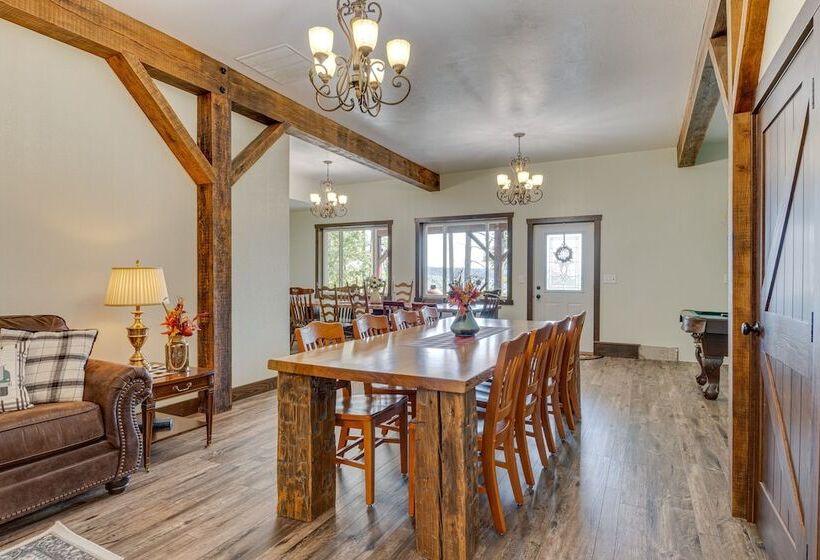 Eagle Crest Lodge    Large Group Getaway!