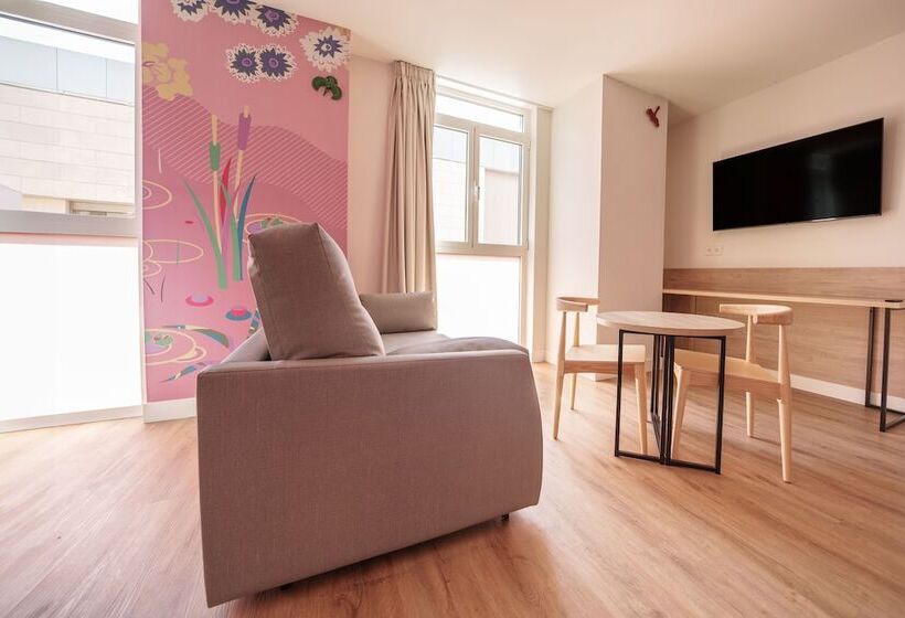 هتل Spirit Apartamentos Valladolid Centro