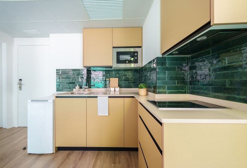 هتل Spirit Apartamentos Valladolid Centro