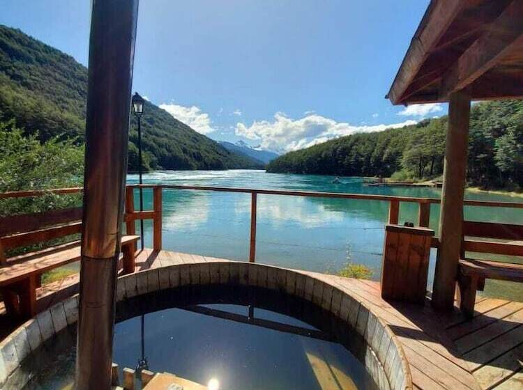 فندق Green Baker Lodge