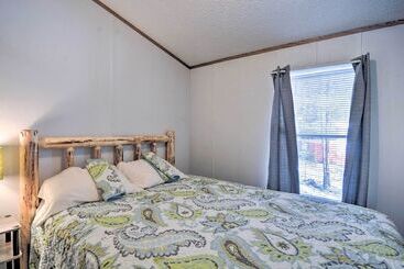 Houghton Lake Area Home W/ Fire Pit & Yard!