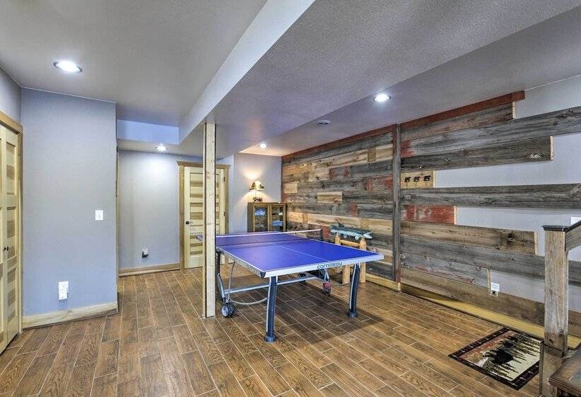 Inviting Irma Cottage W/ Silver Lake Access!
