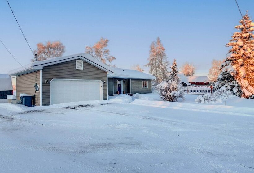 Lakefront Fairbanks Home W/ Private Beach!