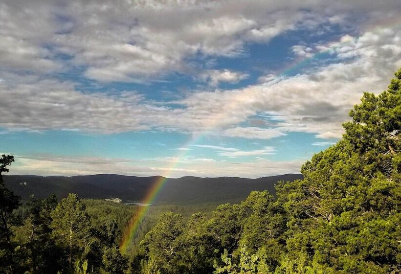 Large Ruidoso Home W/ Stunning Views & Hot Tub!
