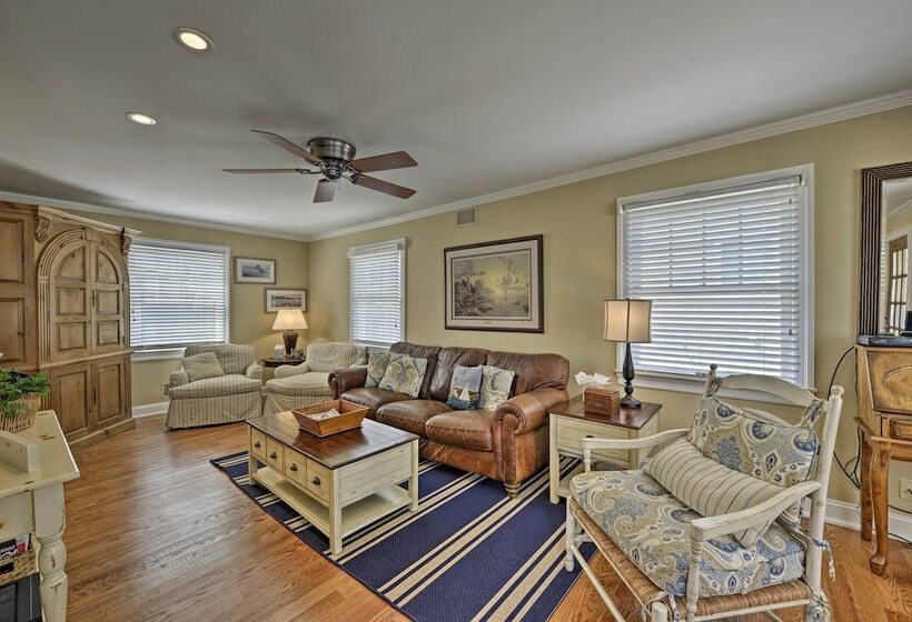 Lavallette House W/ Fenced Yard & Gas Grill!