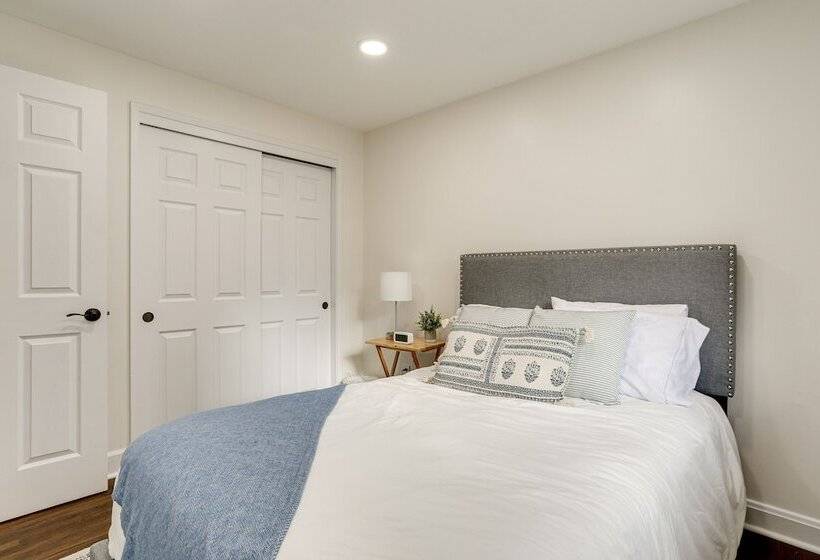 Lovely Redmond Home W/ Yard ~ 17 Mi To Seattle