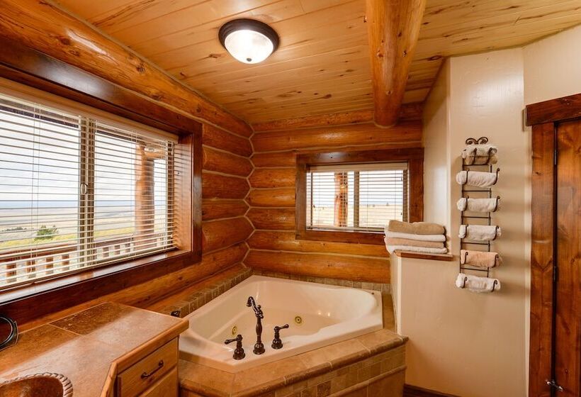 Luxe Lodge In The Tetons For Large Group Retreats!