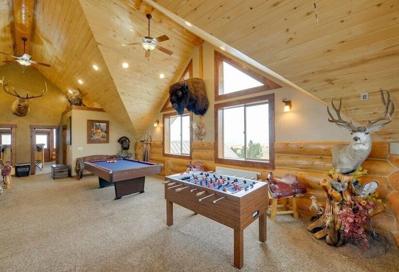 Luxe Lodge In The Tetons For Large Group Retreats!