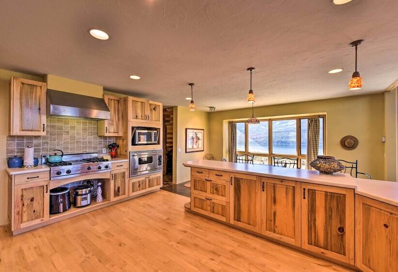 Luxe Twin Lakes House W/ Mountain & Lake Views!