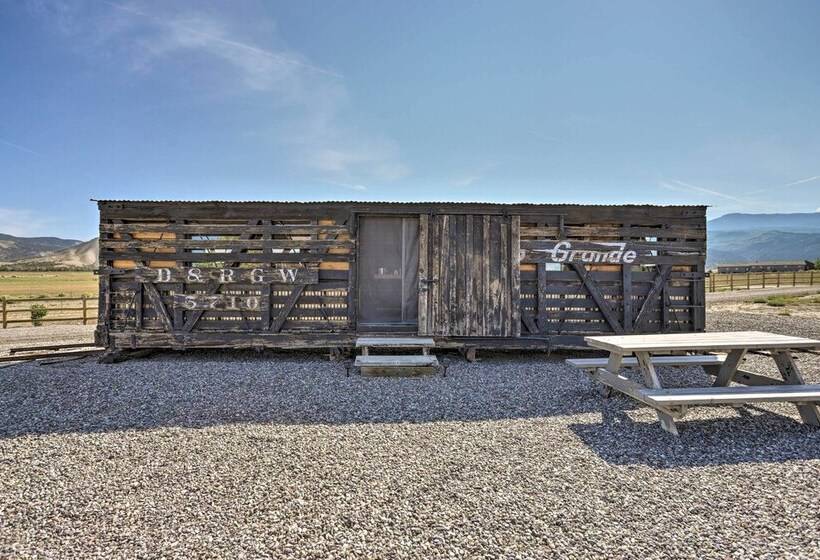 Montrose Barndominium On 7 Acres With Views!