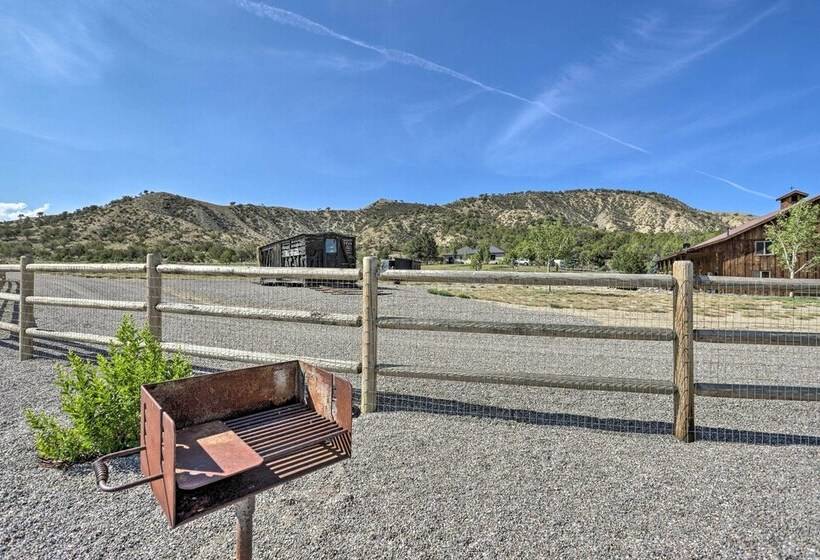 Montrose Barndominium On 7 Acres With Views!