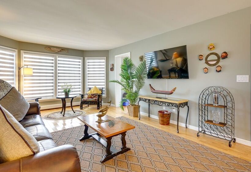 New Jersey Home   Deck, Grill & Walkable To Beach!