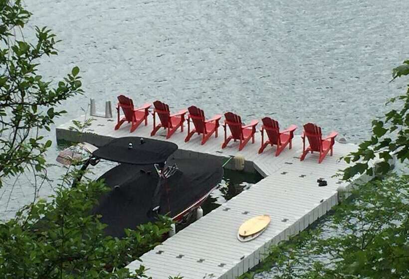 Lakeside Whitefish Cottage W/ Private Hot Tub!