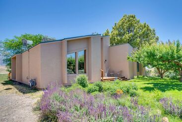 Mesa View House  W/ Hot Tub: Walk To Winery!