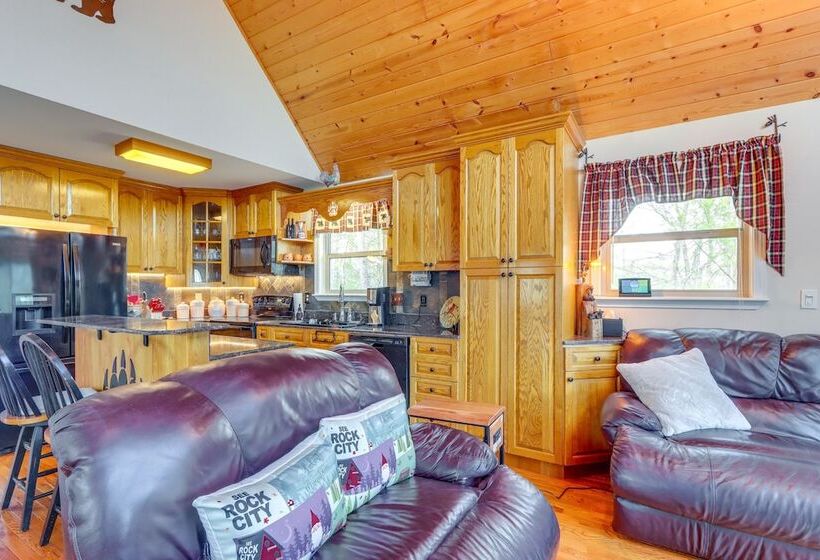 Peaceful Cabin Retreat 9 Mi To Murphy!