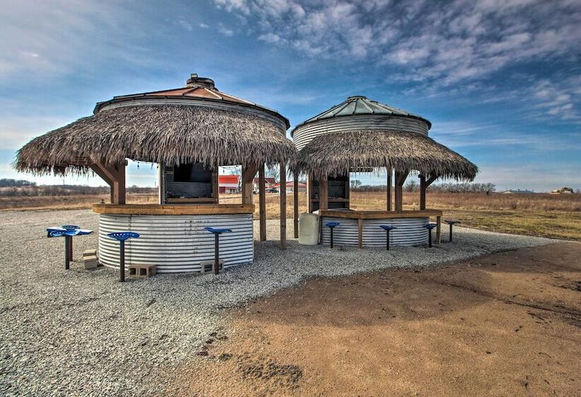 Pheasant Game Farm Missouri Vacation Rental!