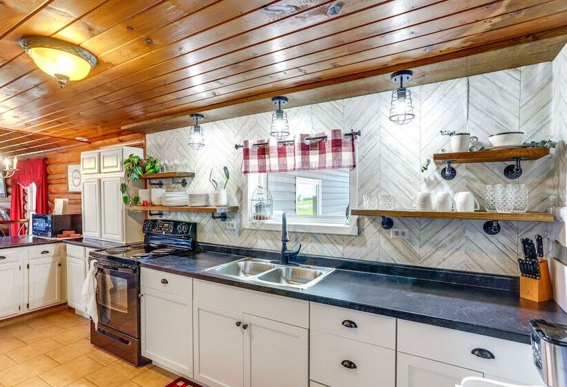 Quiet Shiloh Retreat W/ Spacious Yard & Fireplace!