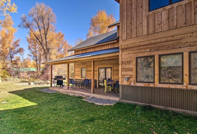 Riverfront Home W/ Bbq: 2 Mi To Downtown Gunnison!