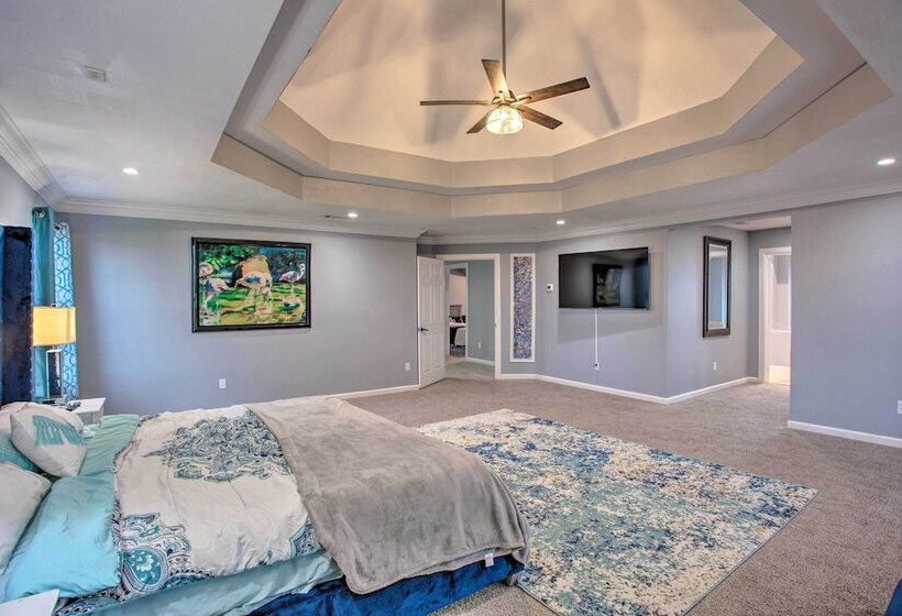 Spacious Vacation Home: 10 Mi To Lavon Lake!