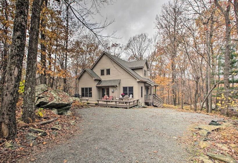 Wintergreen Resort Cabin: Near The Slopes!