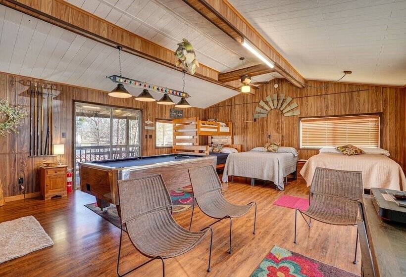 Waterfront Louisiana Home W/ Private Boat Launch!