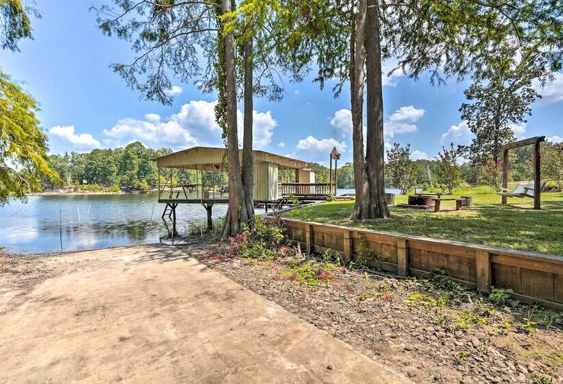 Waterfront Louisiana Home W/ Private Boat Launch!