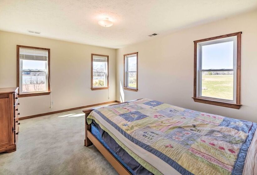 Waterfront Montross Home W/private Boat Slip!