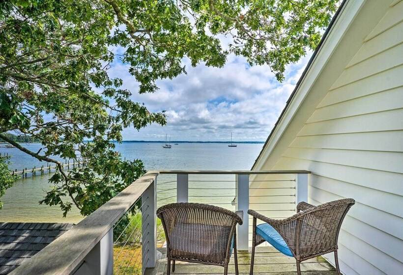 Bayside Deltaville Retreat W/ Beach & Bay Views!