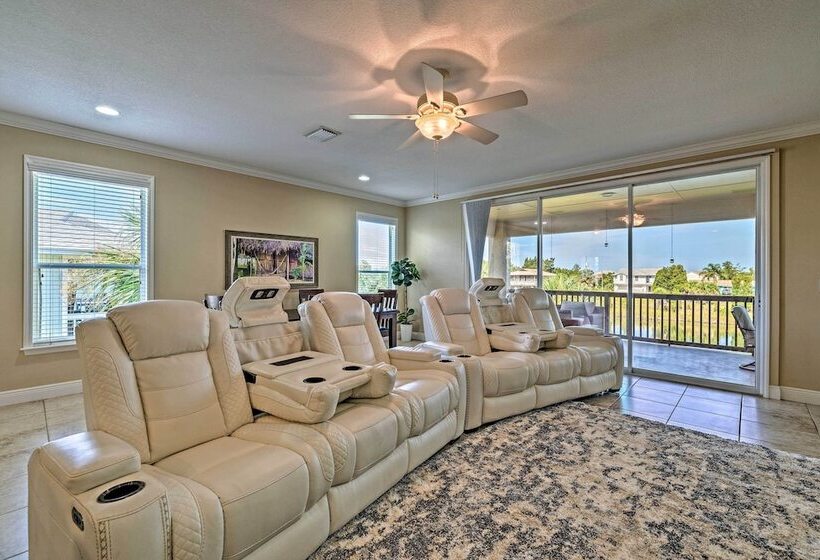 Bright Bayfront Home < 2 Mi To Hernando Beach!
