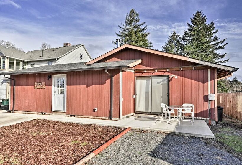 Estacada Home   Near Milo Mciver State Park!