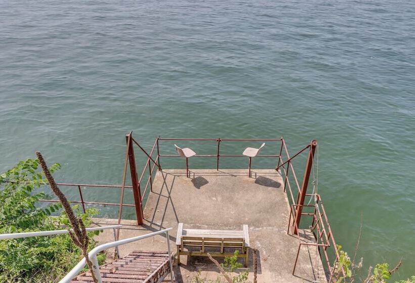 Cliff View Haven Rocky Mount Gem W/ Deck!