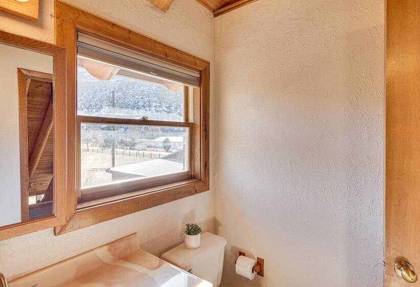 Cottonwood Cabin W/ Private On Site Fly Fishing!