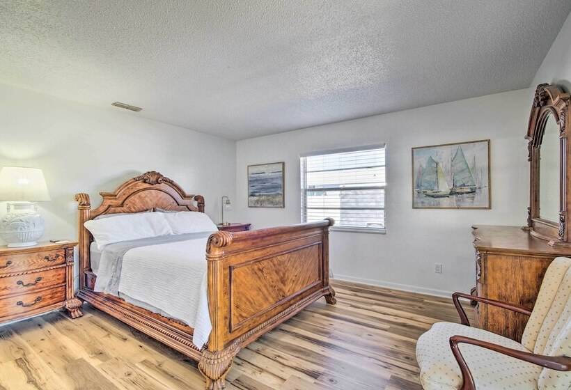 Dog Friendly Home, 10 Mi To Downtown Ocala