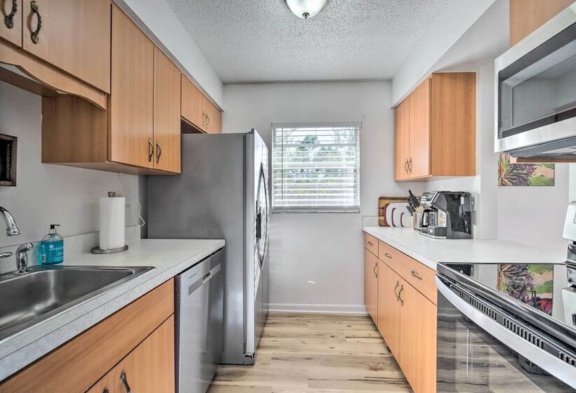 Dog Friendly Home, 10 Mi To Downtown Ocala