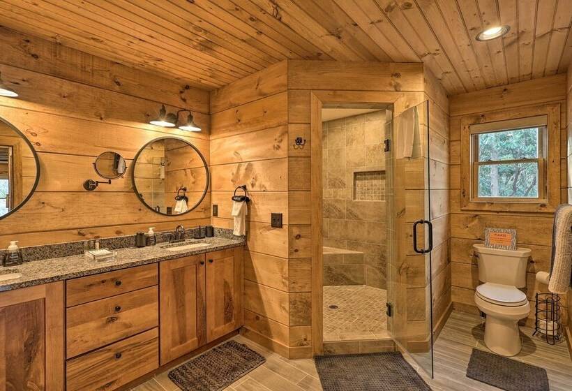 Family Cabin W/ Hot Tub: 12 Mi To Beech Mountain!