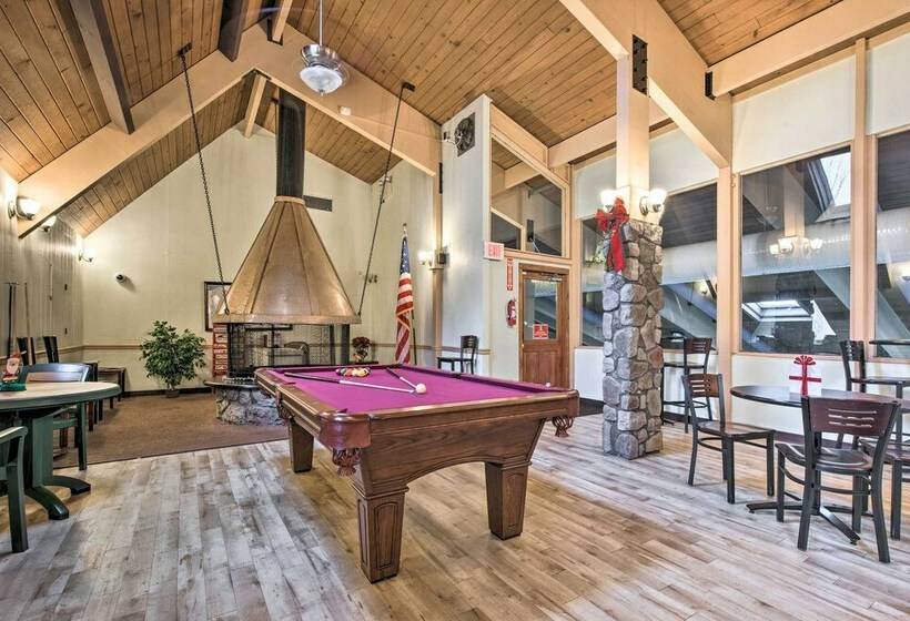 Gouldsboro Lake Home W/ Deck & Game Room!