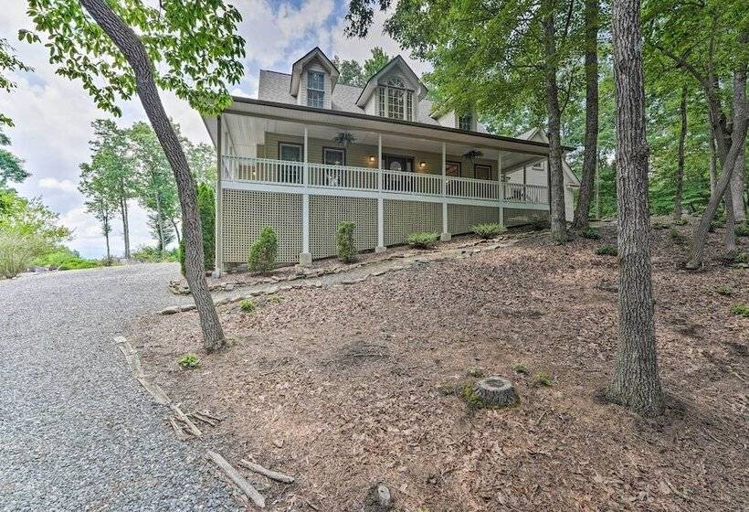 Grand Pisgah Forest Home On Secluded 5 Acres!