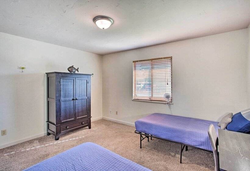 Grand Valley Home W/ Fire Pit   Peach Pad B!