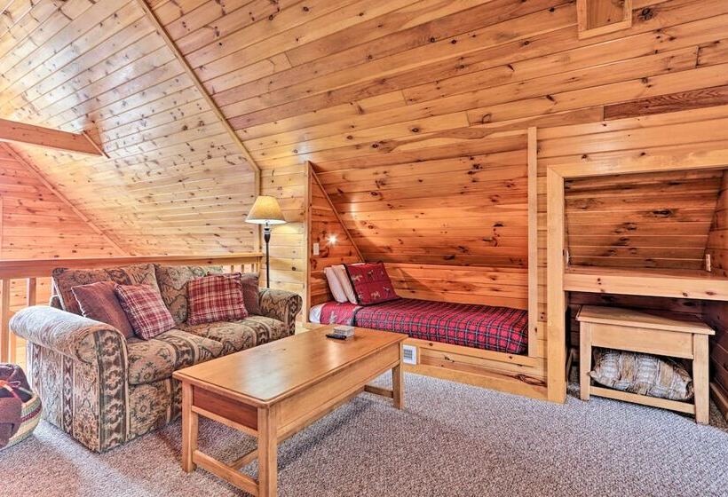 Homey Sevierville Cabin W/ Deck Near Pigeon Forge!