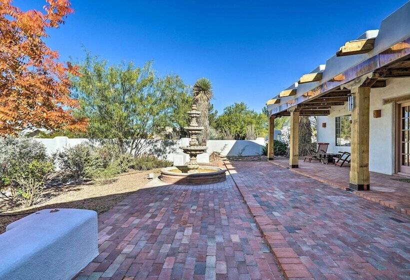 Las Cruces Home  La Casa Blanca  W/ Courtyard