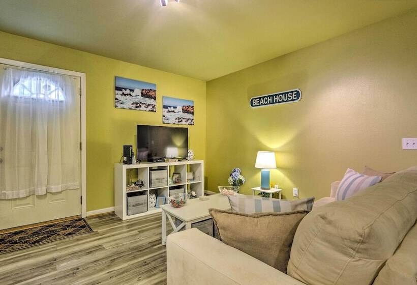 Navarre Beach House: Minutes To Restaurants!