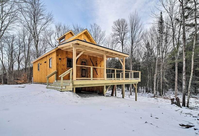 Newly Built Cabin W/ Hot Tub   16 Mi To Stowe Mtn!