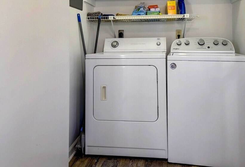 Ocean Isle Beach Home W/ Canal Views!