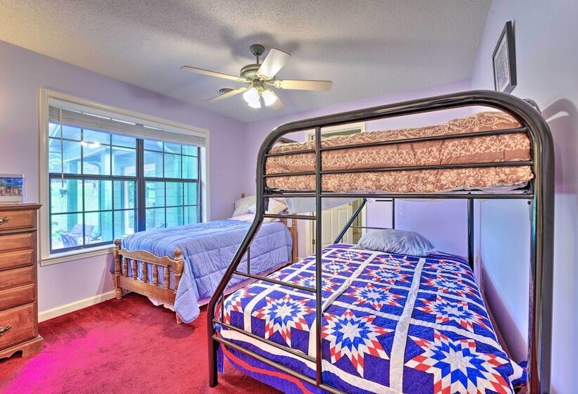 Oxford Home With Hot Tub, 10 Mi To Ole Miss