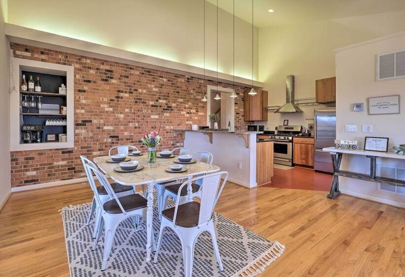 Pet Friendly Cottage With Game Room & Fire Pit!