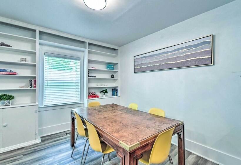 Pet Friendly Fayetteville Home W/ Fenced Yard