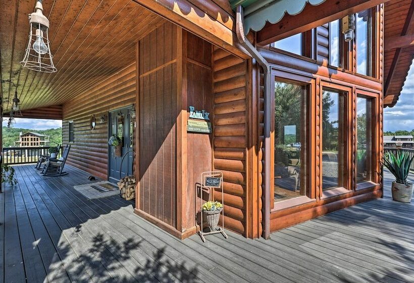 Piney Creek Mountain View Cabin W/ Wraparound Deck