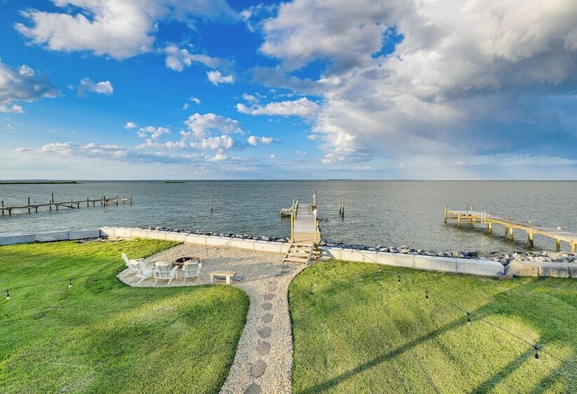 Potomac Waterfront Retreat W/ Dock & Kayaks